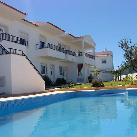 Welcoming In 60 M² With Shared Pool * Albufeira