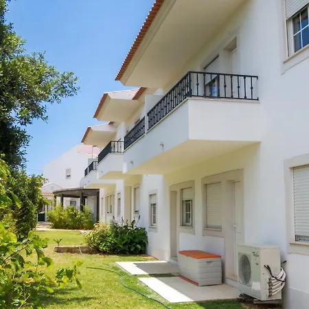 Welcoming In 60 M² With Shared Pool * Albufeira