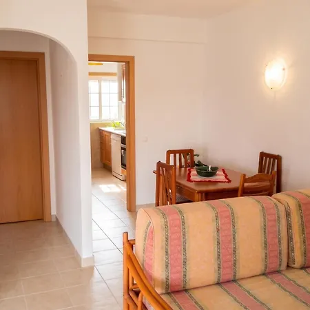 Welcoming In 60 M² With Shared Pool Lejlighed *