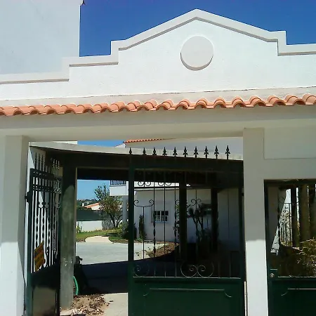 Welcoming In 60 M² With Shared Pool Албуфейра