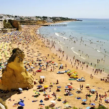 Welcoming In 60 M² With Shared Pool Albufeira