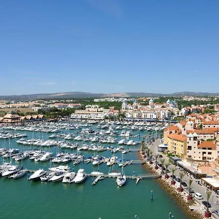 Serene Oasis: With Pool And Access